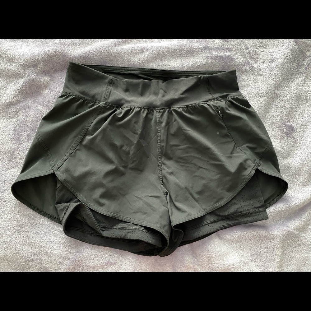 Lululemon Black Athletic Shorts Size 4